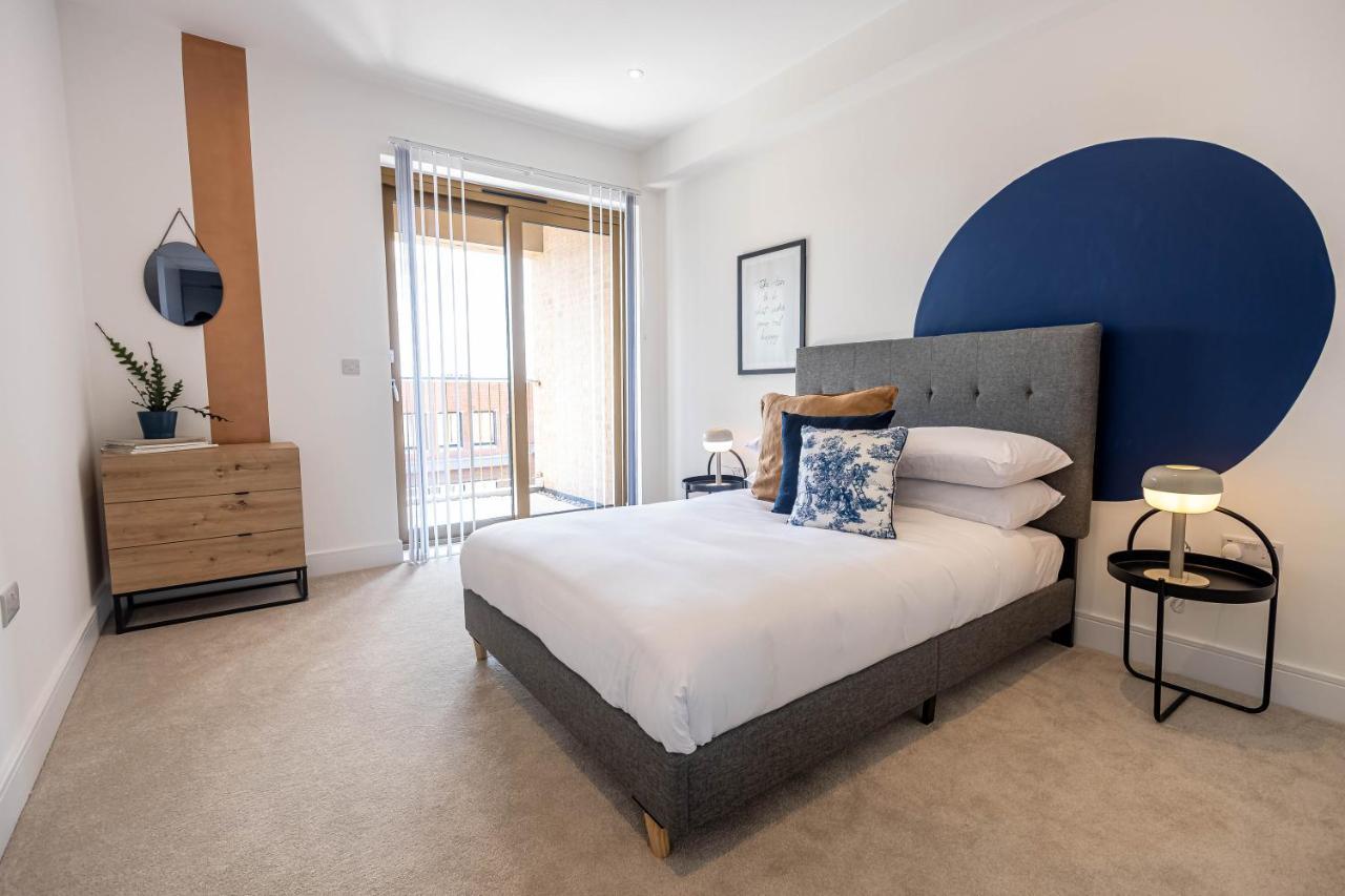 Modern Apartments With Balcony In Merton Near Wimbledon By Sojo Stay Mitcham Εξωτερικό φωτογραφία