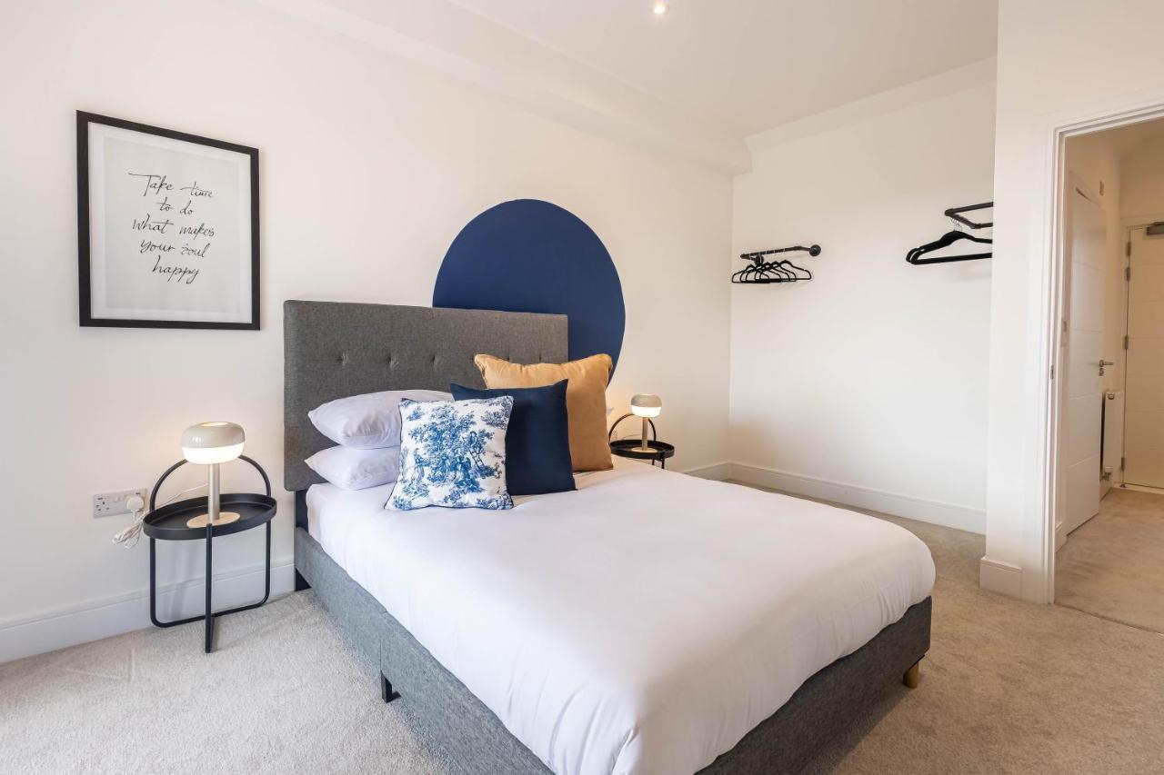Modern Apartments With Balcony In Merton Near Wimbledon By Sojo Stay Mitcham Εξωτερικό φωτογραφία