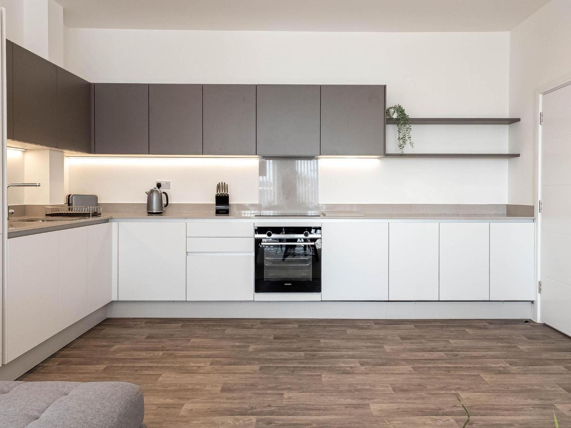 Modern Apartments With Balcony In Merton Near Wimbledon By Sojo Stay Mitcham Εξωτερικό φωτογραφία